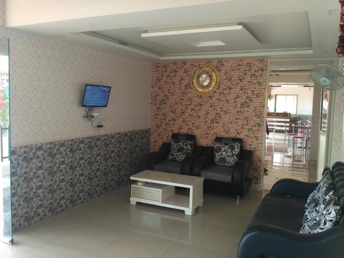 Hotel Morya Garden Ranjangaon Ranjangaon Ganpati Kültér fotó