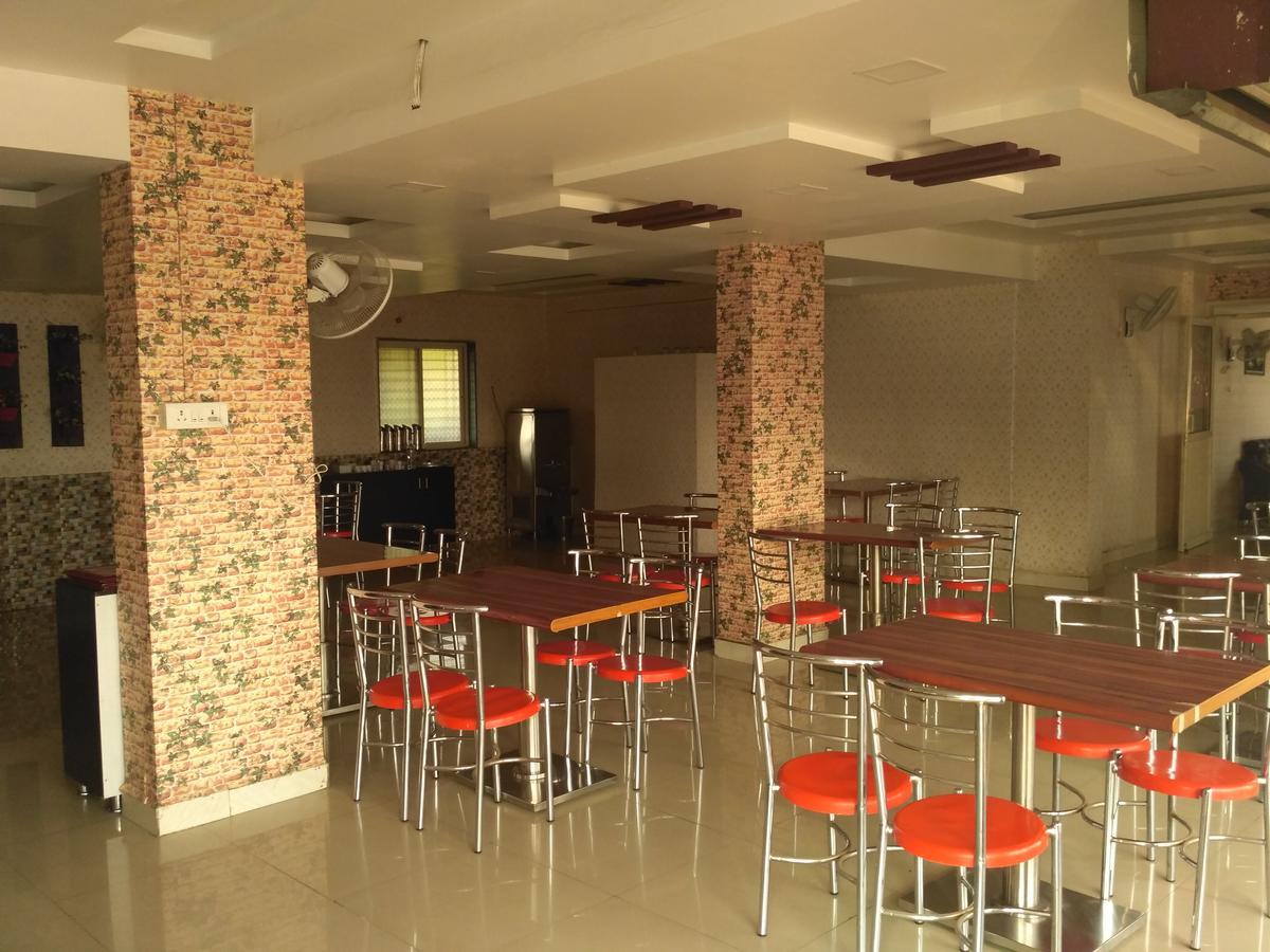 Hotel Morya Garden Ranjangaon Ranjangaon Ganpati Kültér fotó